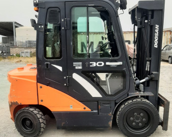 Doosan D30S-7 Doosan