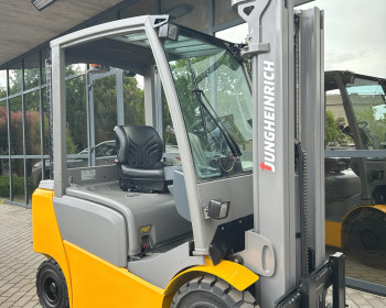 Jungheinrich DFG 320 Jungheinrich