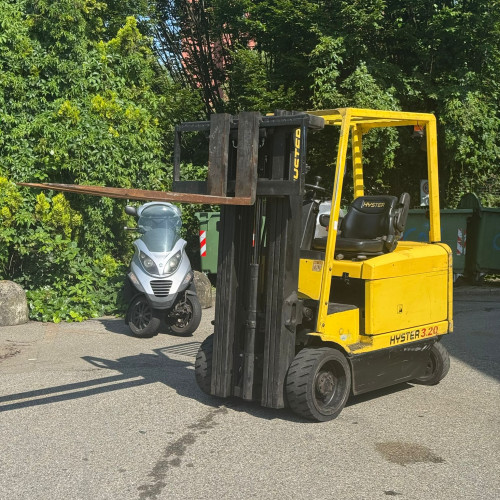 Hyster E3.20XM