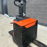 Toyota LPE200 - 2