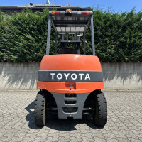 Toyota 7FBMF45 - 1
