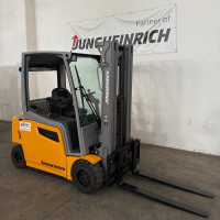 Jungheinrich EFG 320 - 1