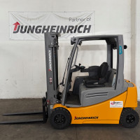 Jungheinrich EFG 320 - 3