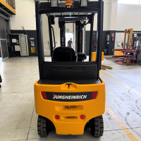 Jungheinrich EFG 320 - 1