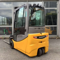 Jungheinrich EFG 220 - 1
