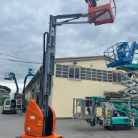 JLG TOUCAN 10E - 12