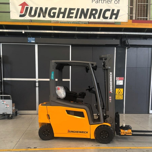 Jungheinrich EFG 320