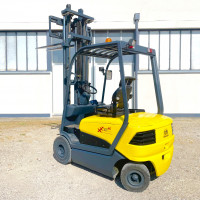 OM XE25ac - 1