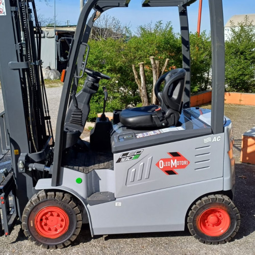 Oleo Motori LEO 180 E