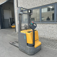 Jungheinrich EJC 212 - 1