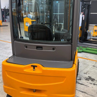 Jungheinrich EFG 320 - 3