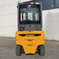 Jungheinrich EFG 320 - 3
