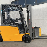 Jungheinrich EFG 320 - 5