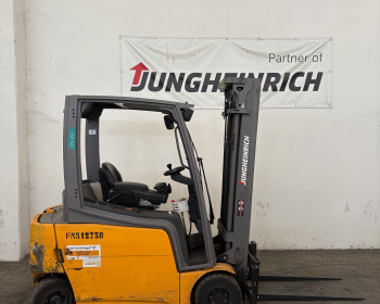 Jungheinrich EFG 320 Jungheinrich