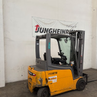 Jungheinrich EFG 320 - 1