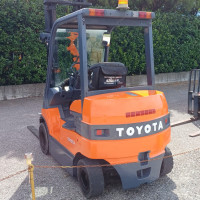 Toyota 7FB25 - 1