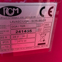 RCM Giga 702 R - 8