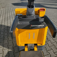 Jungheinrich ERE 120 - 2