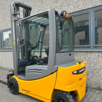 Jungheinrich EFG 320 - 2