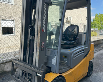 Jungheinrich EFG318K Jungheinrich
