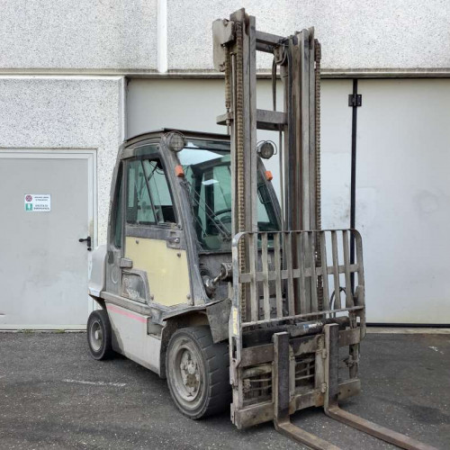 Nissan YG1D230Q