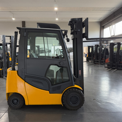 Jungheinrich DFG 320s 550DZ