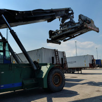 Reachstacker CVS 379.5PB - 4