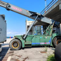 Reachstacker CVS 379.5PB - 6