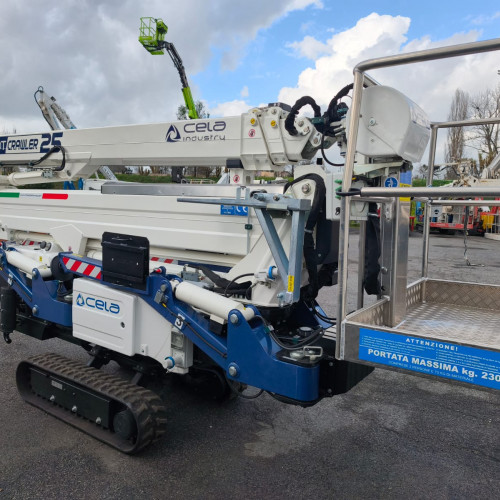 Cela DT Crawler 25
