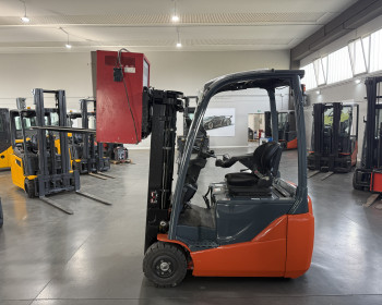 Carrelli frontali elettrici Toyota 8FBEK16T Toyota 8FBEK16T Toyota