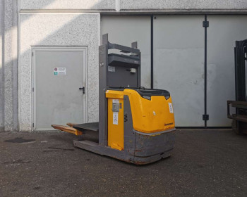 Commissionatori Jungheinrich EKS 110 Jungheinrich EKS 110 Jungheinrich