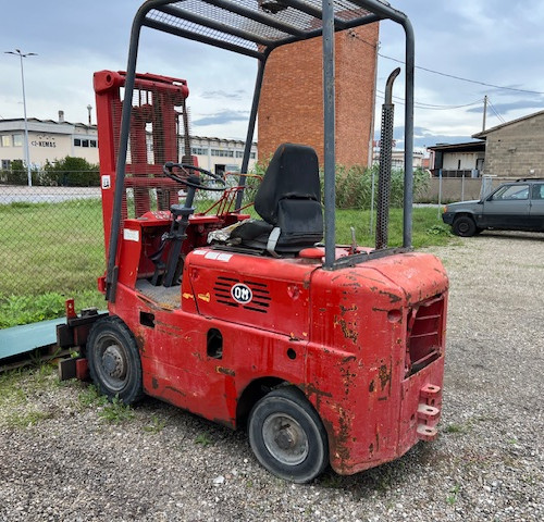 Carrelli frontali diesel OM DI20S OM DI20S