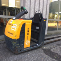 Jungheinrich ECE 225 - 7