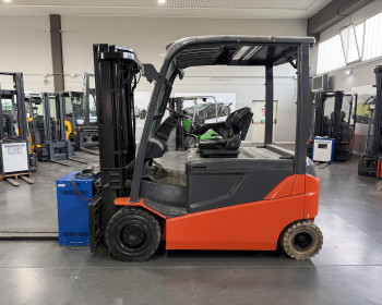 Carrelli frontali elettrici Toyota FBMKT30 Toyota FBMKT30 Toyota