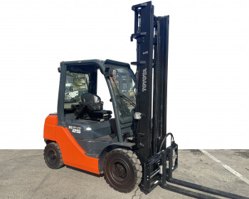 Toyota 06-8 FD 25 F Toyota