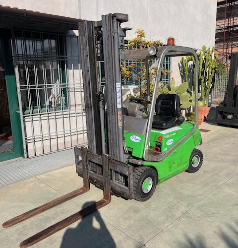 Carrelli frontali elettrici Cesab Blitz 415 Cesab Blitz 415