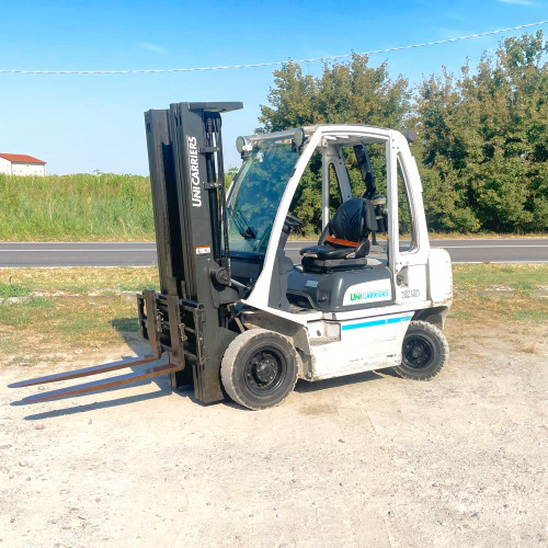Unicarriers Y1D2525Q  con Posizionatore
