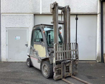 Nissan YG1D230Q Nissan