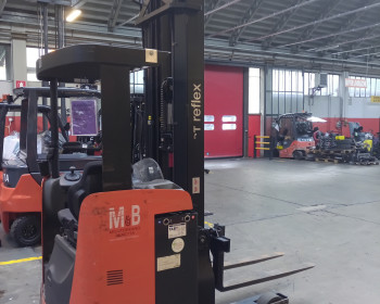 Toyota RRE160B Toyota