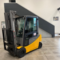 Jungheinrich EFG 320 - 3