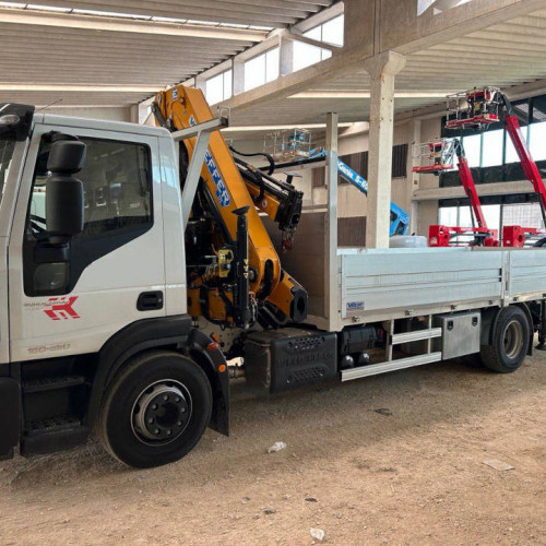 Iveco Eurocargo 160E25 con Gru Effer 175 4S