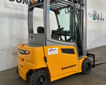 Jungheinrich EFG 320 Jungheinrich