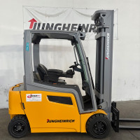 Jungheinrich EFG 320 - 1