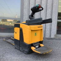 Jungheinrich ERE 120 - 8