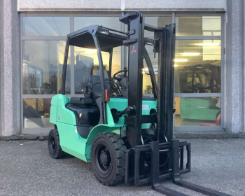 Mitsubishi FD25N Mitsubishi