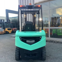 Mitsubishi FD25N - 2