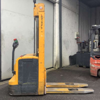 Jungheinrich EJC 216 - 3