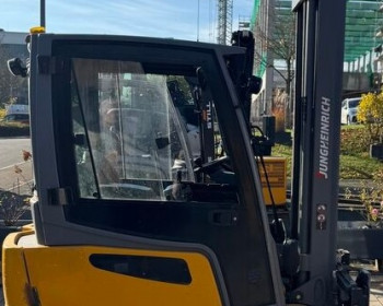 Jungheinrich EFG 218 Jungheinrich