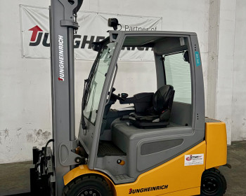 Jungheinrich EFG 430 Jungheinrich