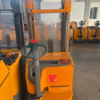 Jungheinrich EJC 212 - 1